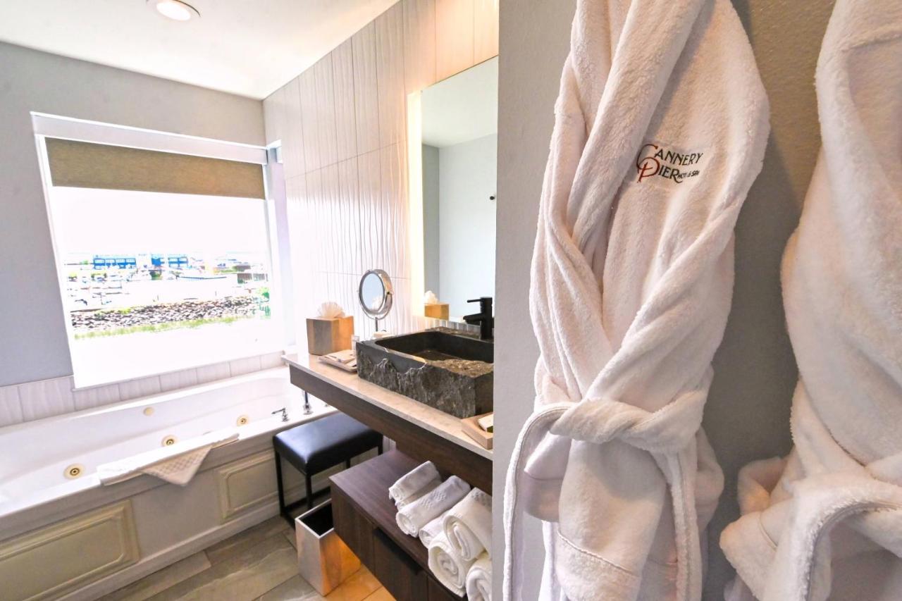 Cannery Pier Hotel & Spa Αστόρια Εξωτερικό φωτογραφία