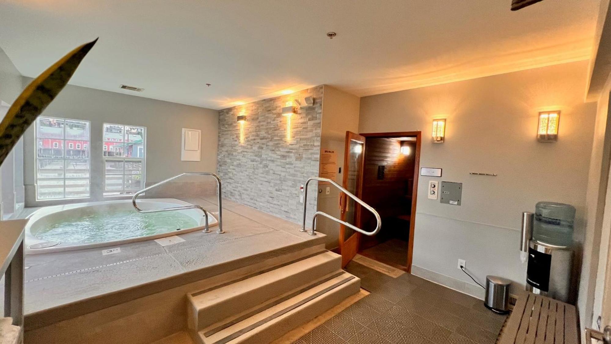 Cannery Pier Hotel & Spa Αστόρια Εξωτερικό φωτογραφία
